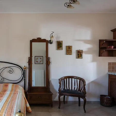 Chorostasi Guest house