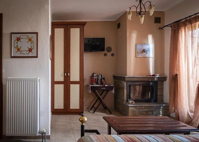 Konukevi Chorostasi Parthenón