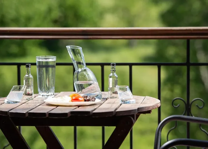 Chorostasi Pensión 3*