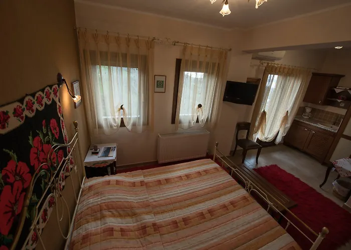 Chorostasi Pensión 3*